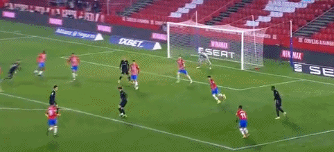 中超：上海海港3-1击败长春亚泰