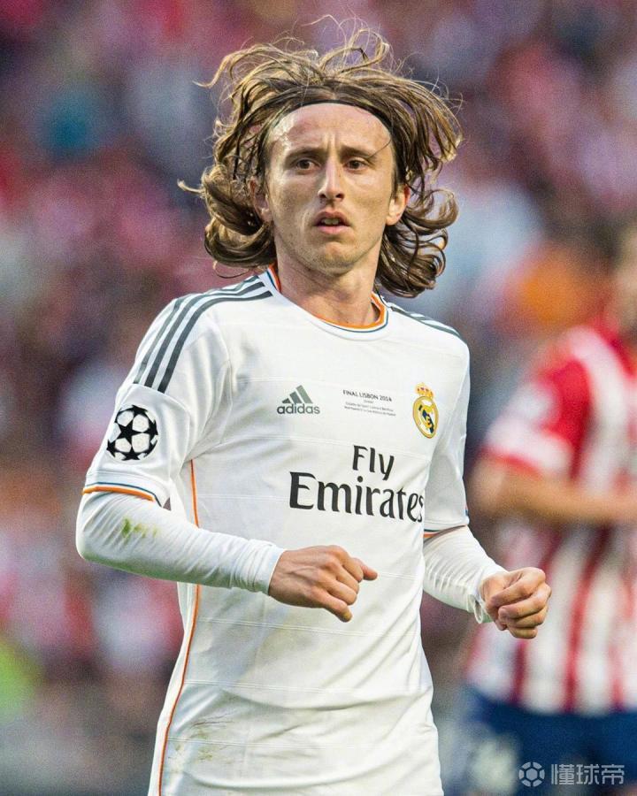 希门尼斯：进球那一刻想起了妻儿，那球是我所爱的人一起进的