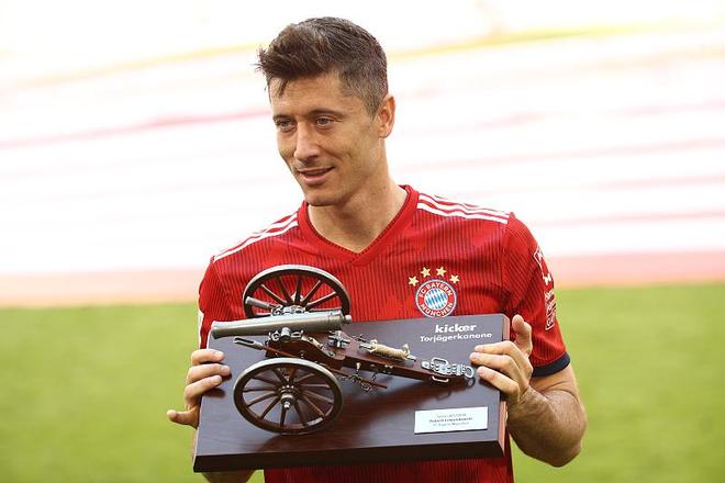 巴黎人报：登贝莱患流感缺席训练，可能无缘出战毕尔巴鄂